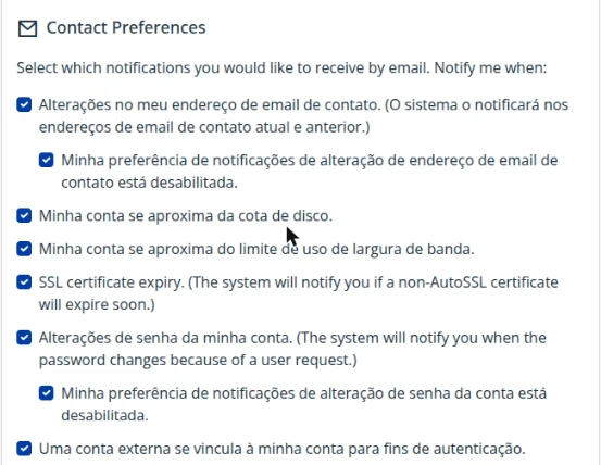Quadro Contact Preferences com a lista de avisos marcados, como alterações no e-mail de contato, cota de disco, largura de banda, vencimento de SSL e alterações de senha