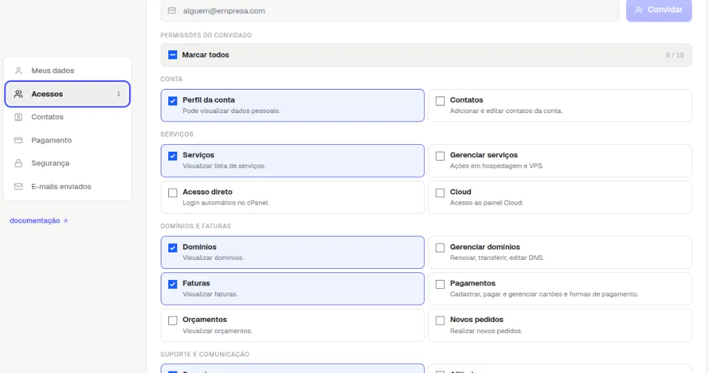 Página Minha conta com a aba Acessos destacada no menu lateral e a lista de permissões do convidado